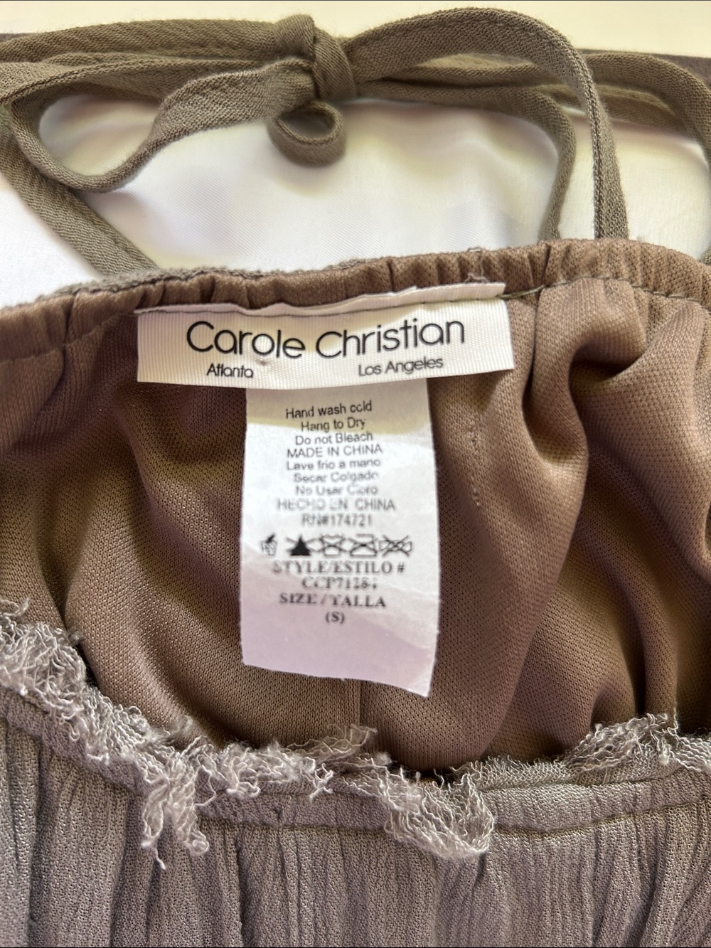 Sleeveless Flowing jumpsuit in olive green - Picture 6 of 6